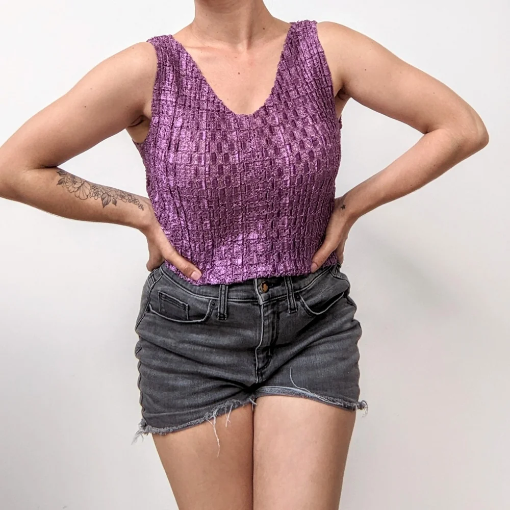 🖤 Textured Popcorn Tank Top - Picture 1 of 8